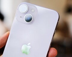 Das günstigste Modell der iPhone 15 Serie soll ein bedeutendes Kamera-Upgrade erhalten. (Bild: Thai Nguyen)