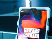 5G: OnePlus zeigt sein 5G-Handy als Prototyp auf dem MWC 2019 hinter Glas.