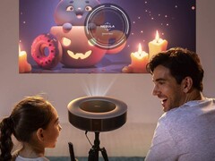 Anker Nebula Cosmos 1080p Beamer erhältlich.
