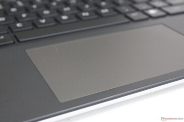 Das Clickpad kann wie die Tastatur mit einer RGB-Beleuchtung ausgestattet werden.