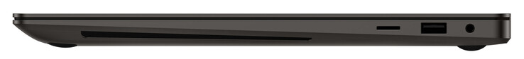 Rechte Seite: Speicherkartenleser (MicroSD), USB 3.2 Gen 1 (USB-A), Audiokombo