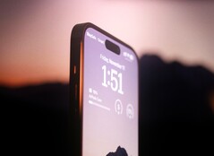 Das Apple iPhone 18 Pro könnte eine etwas kleinere Punch-Hole erhalten.