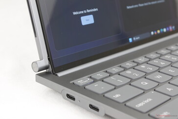 Seitenränder des Bildschirms ragen nach oben, wenn sich der Bildschirm im erweiterten Modus befindet