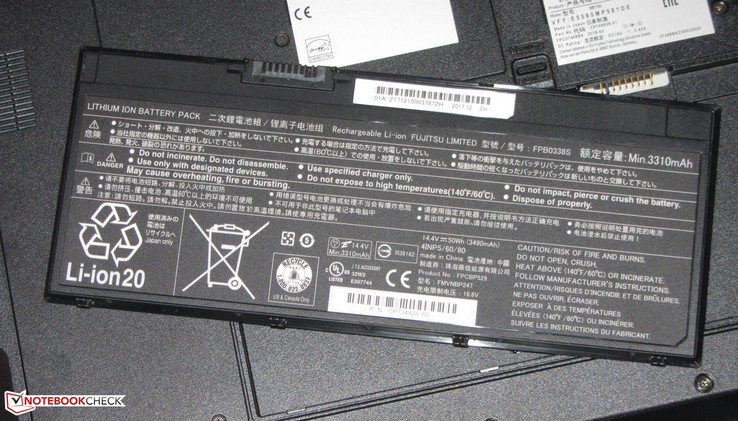 Der Akku verfügt über eine Kapazität von 50 Wh.