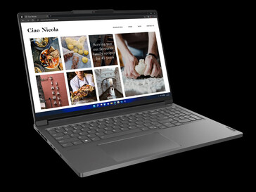 Das ThinkBook P16 sieht seinem Vorgänger relativ ähnlich (Bild: Lenovo)