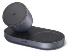 Das neue Ugreen Zapix 2-in-1 Magnetisches Kabelloses Ladegerät 15W ist bei Amazon erschienen. (Bildquelle: Amazon)