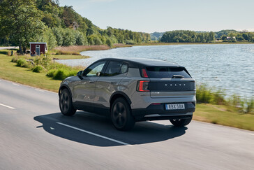 Update für den Bestseller: Schweden-Stromer Volvo EX30 P3 electric ab sofort für 34.990 Euro bestellbar, ab Mitte Mai in Produktion.