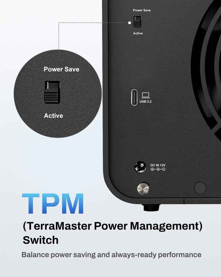 Das TerraMaster D8 Hybrid 2 DAS besitzt einen physischen Schalter für einen speziellen Stromsparmodus