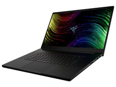 Razer Blade 17 (Early 2022) im Test: Schickes 4k-Gaming-Notebook mit hellem Bildschirm