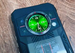 Rechts im Modul des LED-Blitzes verstecken sich auch die Infrarot-LEDs, welche für die nötige Ausleuchtung bei Nachtaufnahmen sorgen.