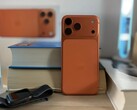 MacRumors-Autorin Juli Clover hat drei iPhone-Generationen jeweils ein Jahr lang mit aktiviertem 80-Prozent-Ladelimit genutzt.