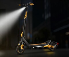 Der Kugoo M3 Pro ist ein rasanter und preiswerter E-Scooter.