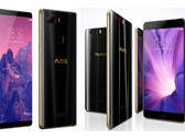 ZTE stellt das randlose Nubia Z17S (links) und das konventionelle Nubia Z17 miniS (rechts) vor.