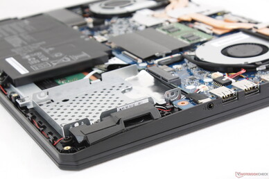 Wie beim FX505DY: Audioqualität ist blechern, Bass geht unter Wie beim FX505DY: Audioqualität ist blechern, Bass geht unter