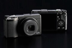 Die Ricoh GR III wird neu aufgelegt, und um einen integrierten HDF erweitert. (Bild: Ricoh)