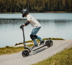 Apollo Pro: Neuer, sehr schneller E-Scooter