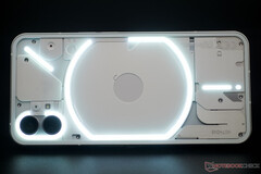 Das Nothing Phone (1) erhält ein weiteres Update, das die Qualität der Kameras verbessern soll. (Bild: Notebookcheck)