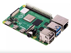 Das B-Modell des Raspberry Pi 4 mit 4GB RAM ist bei BerryBase aktuell sofort lieferbar, und das zu einem angemessenen Preis (Bild: Raspberry Pi)