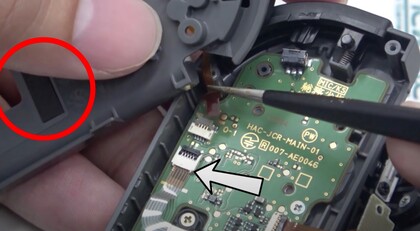 Der Joy-Con aus dem Tutorial von VK's Channel besitzt die Klebestreifen bereits. (Bild: VK's Channel)