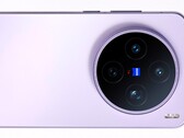 Vivo hat heute ein violettes X200s und X200 Pro mini enthüllt. Das Vivo X200 Ultra soll die Basis für ein globales Zeiss-Kamera-Flaggschiff in 2026 werden.