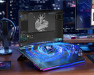 Das Legion 9 18IAX10 ist mit einem 240Hz-Display, einem 99Wh-Akku und einem 400 Watt starken Netzteil ausgestattet