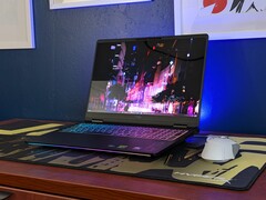HP HyperX Omen Max 16 im Test: Der Gaming-Laptop mit einem 460-W-Netzteil