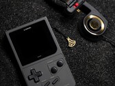 Anduril Chromatic: Gaming-Handheld mit spezieller Materialwahl (Bildquelle: ModRetro)