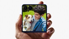 Laut Leaker Digital Chat Station dürfte das Zweitdisplay im Xiaomi 16 Pro Max wie das Coverdisplay im Galaxy Z Flip7 wirken. (Bildquelle: Samsung)