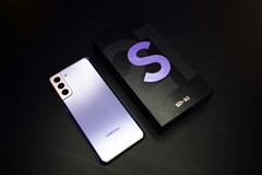iFixit bietet ab sofort Original-Ersatzteile für das Samsung Galaxy S21 und für einige weitere Modelle an. (Bild: Anh Nhat)