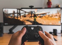 Xbox: Eigener Streaming-Stick geplant (Symbolbild, Sam Pak, bearbeitet)