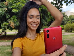 Motorola Moto E6s: 100-Euro-Handy angekündigt.