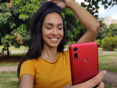 Motorola Moto E6s: 100-Euro-Handy angekündigt.