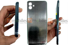 Geleakte Fotos zeigen das Gehäuse des Galaxy M13 5G-Smartphones von Samsung. Der Foto-Leak soll aus der Produktion des M13-Handys in Indien stammen.