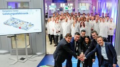 Volkswagen eröffnet Kompetenz-Center Leistungselektronik in Kassel für E-Autos.