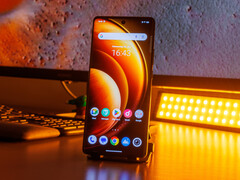 Test Vivo X100 Pro - Imposantes Premium-Smartphone mit Zeiss-Kamera