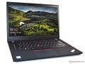Trotz des nicht mehr allzu modernen Designs ist das Lenovo ThinkPad T490 ein zuverlässiges Arbeitstier für den schmalen Geldbeutel (Bild: Benjamin Herzig)