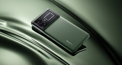 Das Realme GT5 bekommt in Kürze ein Pro-Modell an die Seite gestellt. (Bild: Realme)