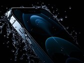 Es könnte Qualitätsunterschiede beim Display des iPhone 12 und des iPhone 12 Pro geben. (Bild: Apple)