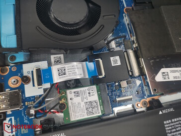 Zweiter SSD-Slot plus WiFi-Modul