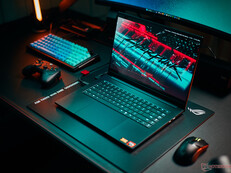 Später im Jahr wird das Razer Blade 16 (2025) auch mit einer RTX 5060 erhältlich sein. (Bildquelle: Notebookcheck)