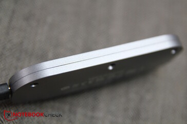 Zwei Gehäusehälften