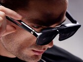 Die Asus ROG Xreal R1 Videobrille soll Großformat-Gaming auch unterwegs ermöglichen. (Bildquelle: Asus)