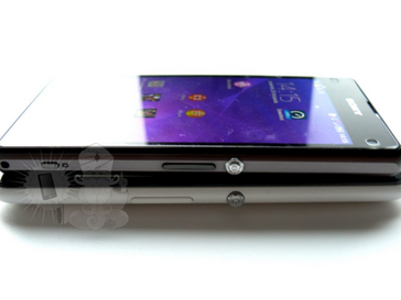 Xperia E4 im Vergleich mit dem Xperia Z1 Compact
