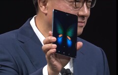 Das erste Samsung Falt-Handy Galaxy Fold startet um knapp 2.000 US-Dollar.