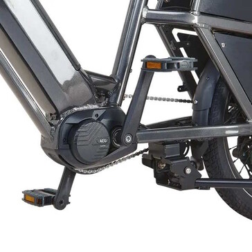 Der Mittelmotor stammt von AEG (Bildquelle: Prophete, Aldi)