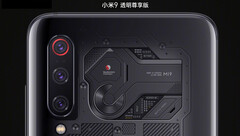Xiaomi Mi 9 Transparent Edition im Alita Battle-Angel-Look.