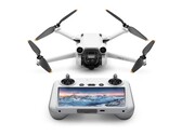 Die DJI Mini 3 Pro gibts derzeit im Bundle mit dem RC Controller zum absoluten Bestpreis. (Bild: DJI)