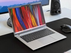 Das HP EliteBook 845 G10 ist ein gelungenes 14 Zoll Notebook mit LTE und starker AMD-CPU (Bildquelle: Andreas Osthoff)