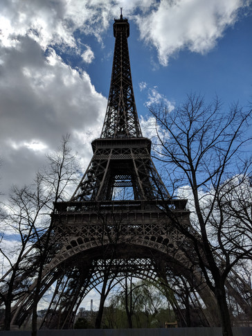 Pixel 2 XL ohne "AI-Power": Der Vordergrund ist besser ausgeleuchtet. (Bild: The Verge)