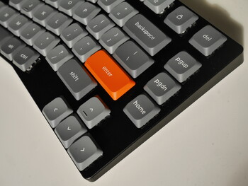 ABS-Tastenkappen der K15 Max. (Bildquelle: Julian van der Merwe / Notebookcheck)